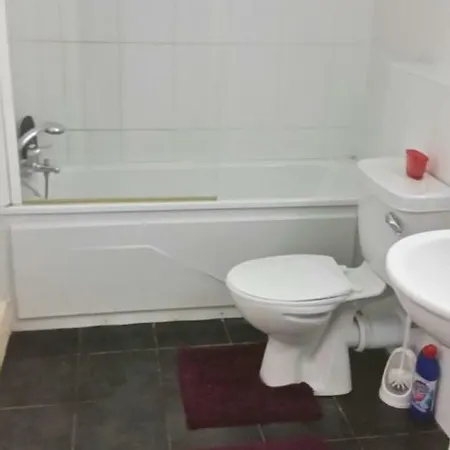 Bishops Quay Riverview *